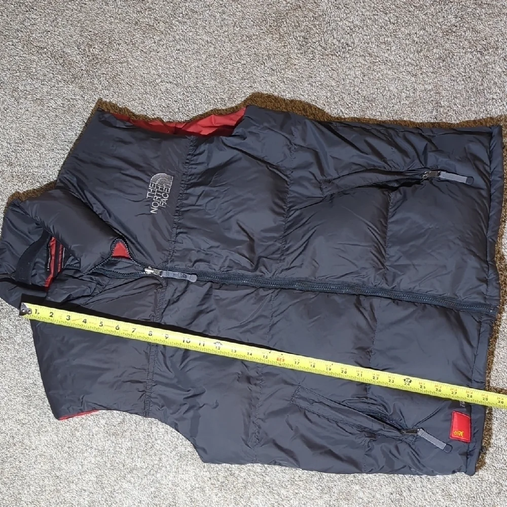 The North Face Men's Black and Red Vest
